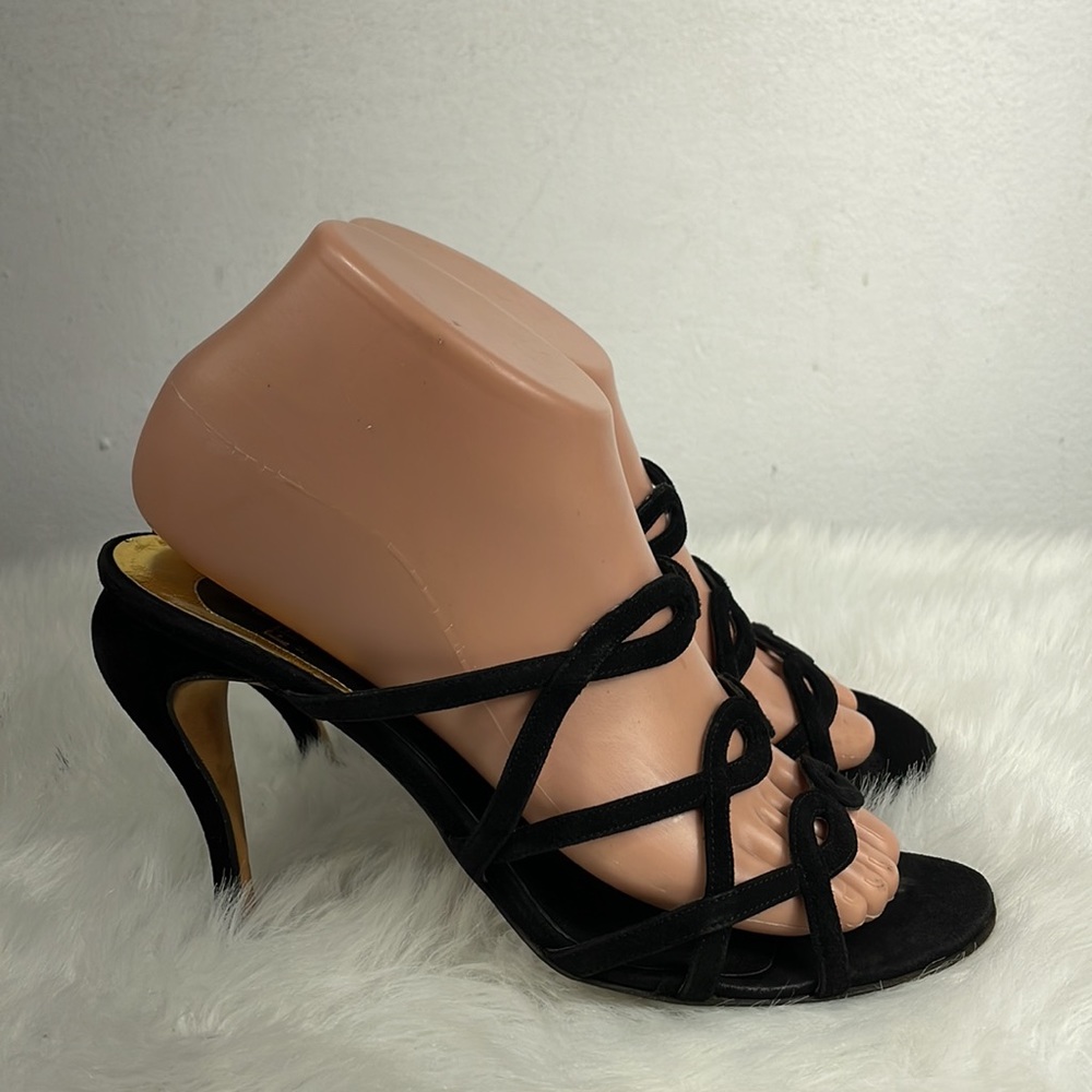 🌹FENDI HEELS - Picture 4 of 15